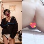 [美少女]【エロ動画素人】(18)がパンツ脱いで過激なアソコ丸見えオナニー映像
