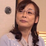 佐倉由美子 「お義母さん…」義母が娘婿と娘に隠れて生SEXに溺れる！