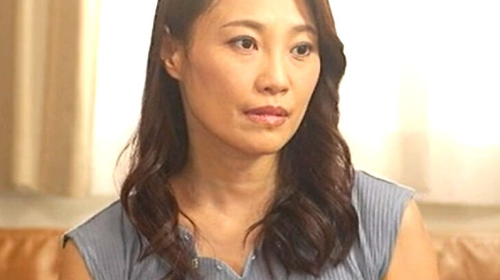 多田有花 「ハグしたいの？」熟女母をイジメっ子の同級生がNTRセックス！