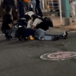 【動画】横浜の例の刺殺事件、真上から撮影された動画がこちら