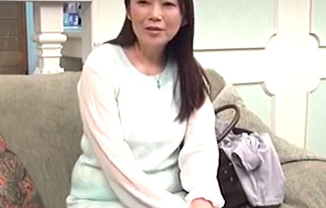 遠野麗子 「バツニで…」50歳の完熟女が中年男と生ハメ撮りにイキまくる！