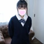 [美少女]【エロ動画素人】何色にも染まっていない究極の清純制服(18)とハメ撮り